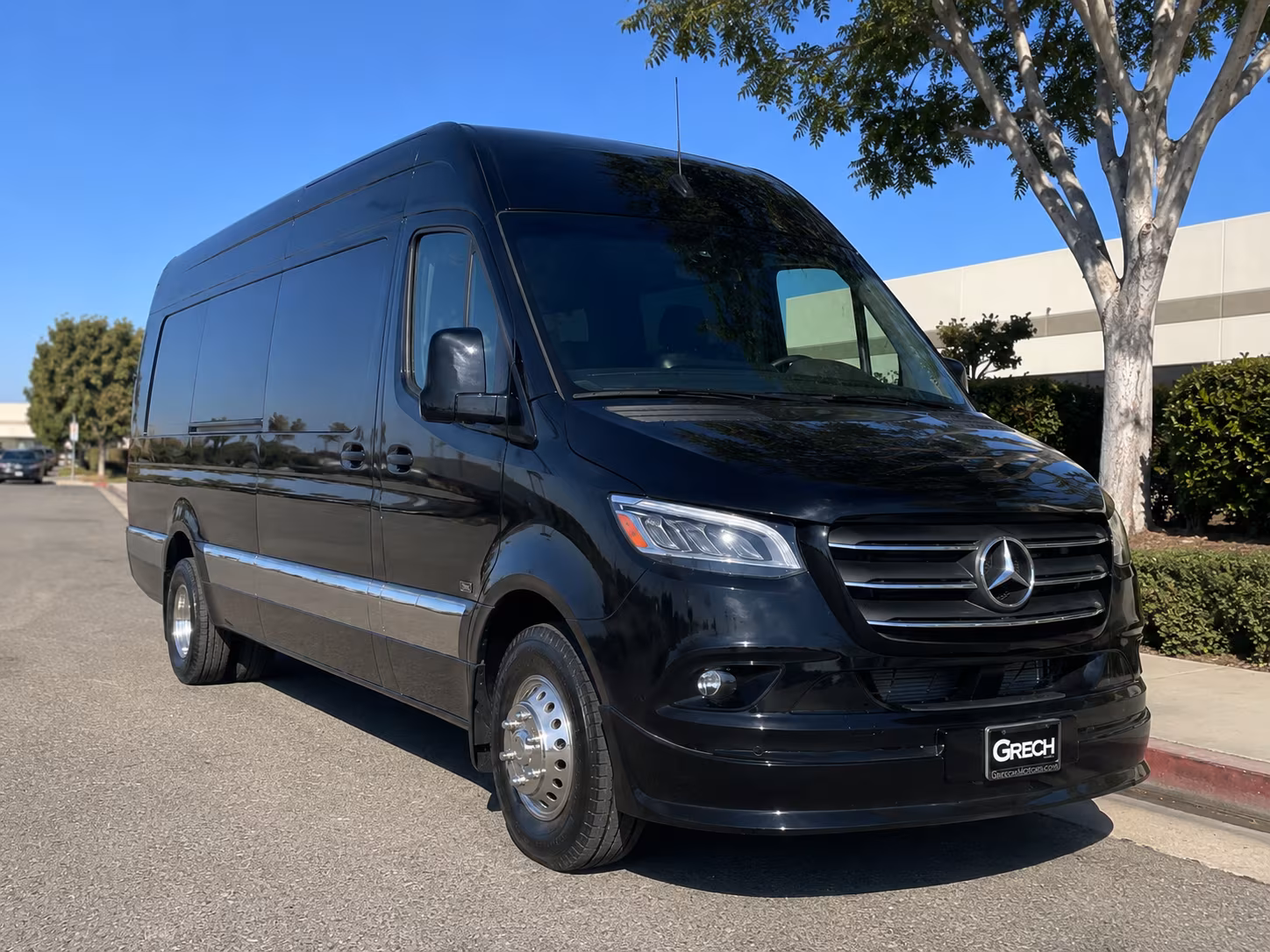 Augusta Airport Shuttle & Transportation party bus exterior