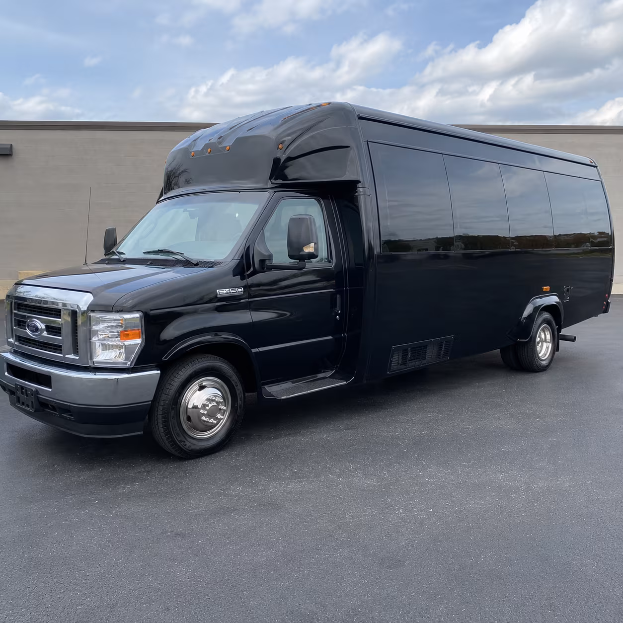 Columbia Homecoming & Prom Party Bus Rentals